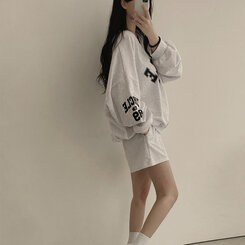 [SET]配色Vネックレタリングトレーナー ショートパンツ ホワイトメランジ