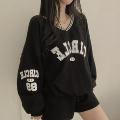 【未使用】ESSENTIALS Vネック Tシャツ とショートパンツセット L FOG ESSENTIALS Tシャツ ショートパンツ セットアップ【ドバイ限定