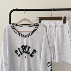 [SET]配色Vネックレタリングトレーナー ショートパンツ