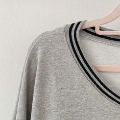 [SET]配色Vネックレタリングトレーナー ショートパンツ