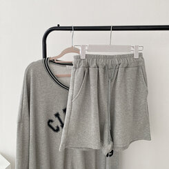 [SET]配色Vネックレタリングトレーナー ショートパンツ