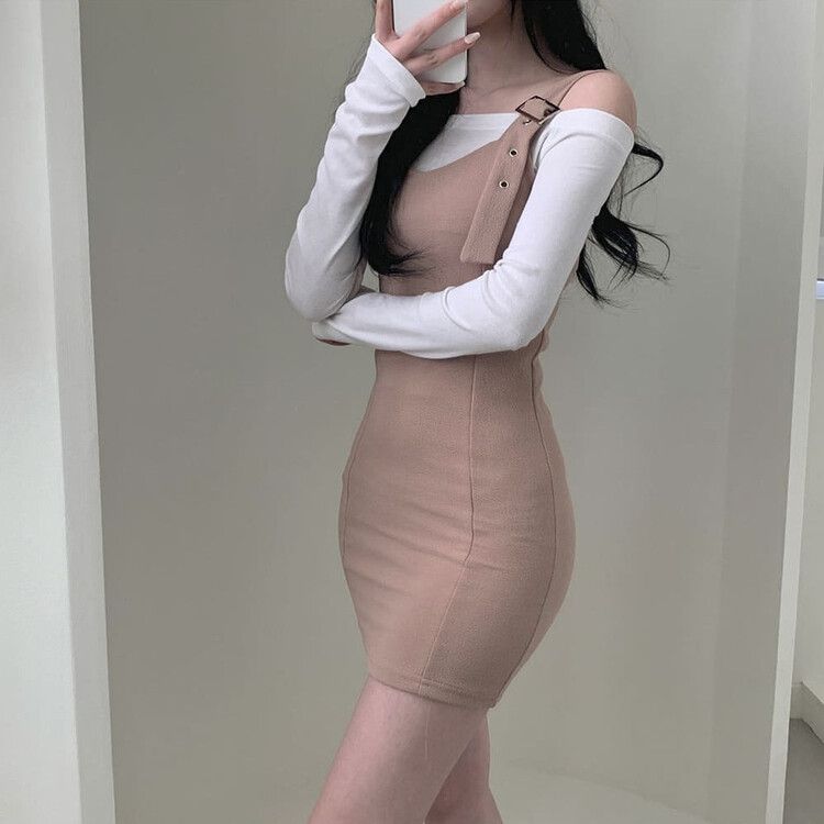 [SET]バックルハートミニワンピース オフショルダー長袖Tシャツ BEIGE