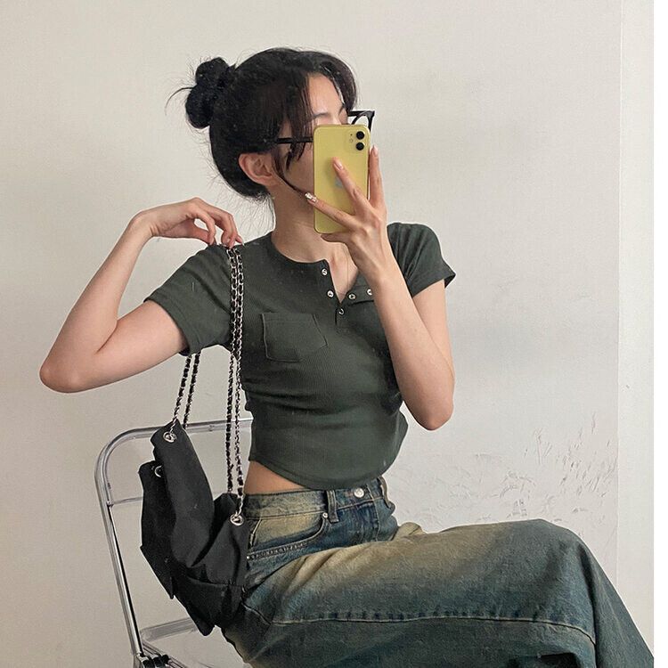 シャーリングスナップクロップTシャツ6色 カーキ