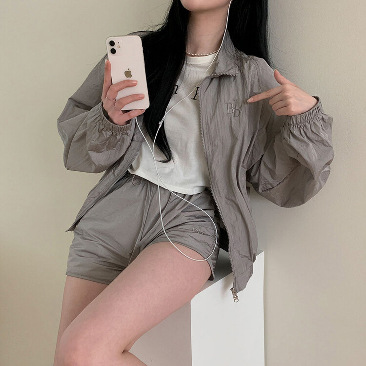 alo ウィンドブレーカーとショートパンツセット alo ウィンドブレーカーとショートパンツセット 楽天市場
