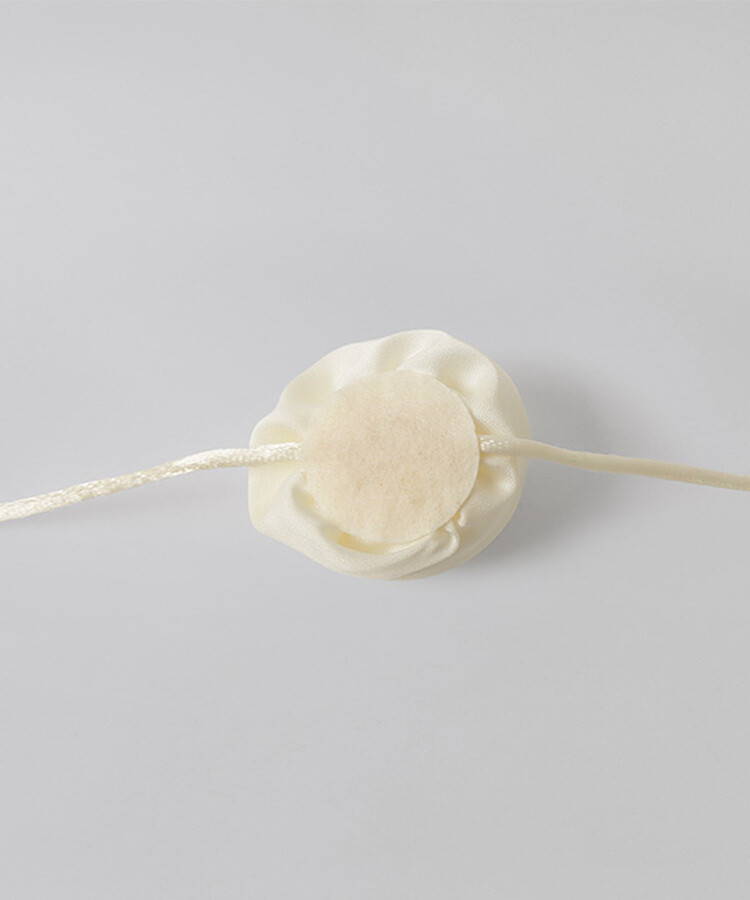 フラワーチョーカー