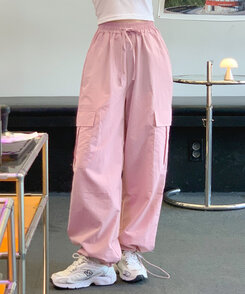 カーゴジョガーストリングワイドロングパンツ ピンク