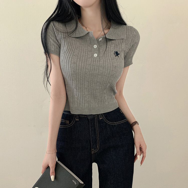 キューピッド刺繍ケーブルカラー半袖クロップニット GREY