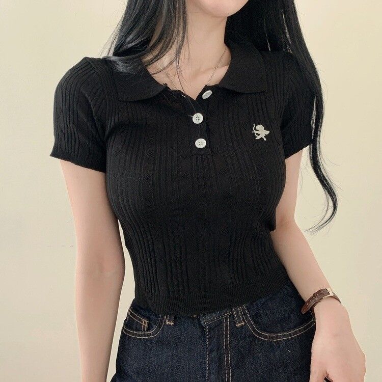 キューピッド刺繍ケーブルカラー半袖クロップニット BLACK