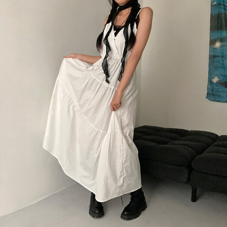 분위기 있는 바캉스룩 바스락 뒷 리본 뷔스티에 캉캉 나시 롱 원피스 아이보리