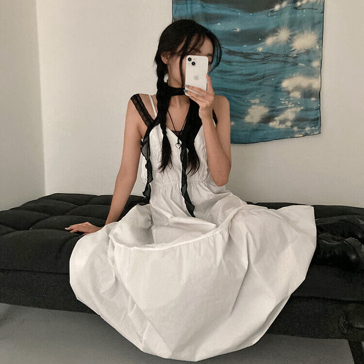 분위기 있는 바캉스룩 바스락 뒷 리본 뷔스티에 캉캉 나시 롱 원피스 아이보리