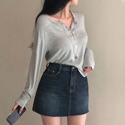 長袖Tシャツ ルーズフィットリブボタンラウンド長袖Tシャツ グレー
