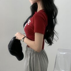 半袖Tシャツ エンボスシャーリングレタリングクロップTシャツ6色 RED