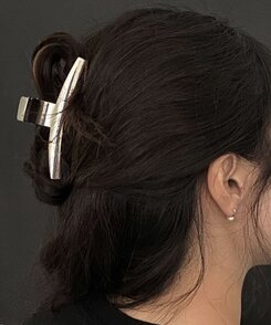 ヘアアクセサリー スクエアヘアクリップ SILVER