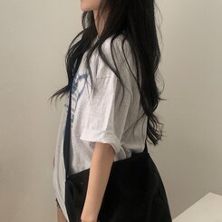 オーバーフィットレタリングTシャツ IVORY
