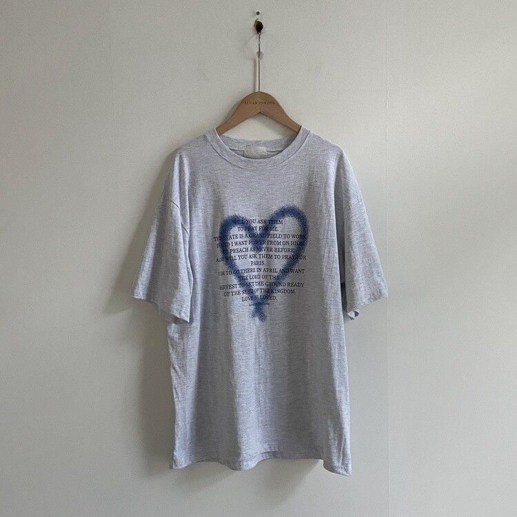 オーバーフィットレタリングTシャツ