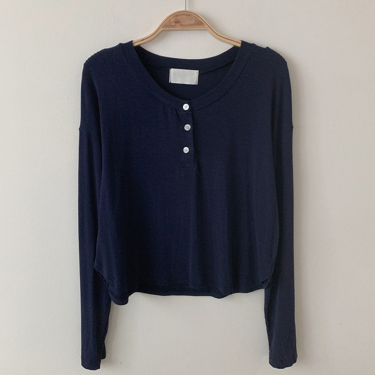 スリーボタンルーズフィット長袖Tシャツ