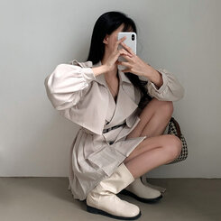 プリーツトレンチコート風ミニワンピース BEIGE