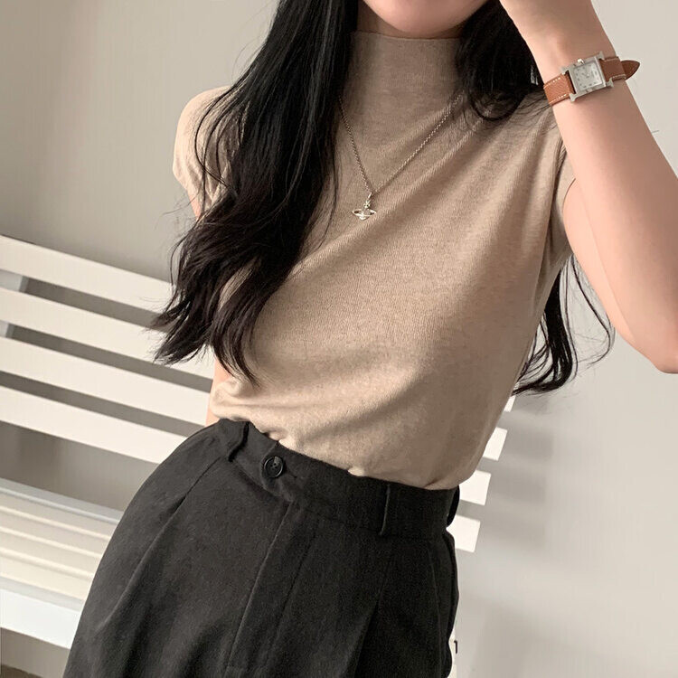 ハーフネックパフ半袖ニット LIGHT BEIGE