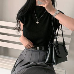 ニット ハーフネックパフ半袖ニット BLACK