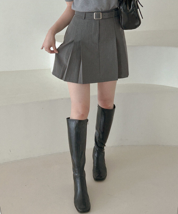◆PRADA◆ ベルトミニスカート グレー Prada プリーツ ミニスカート | ブラック | FARFETCH JP