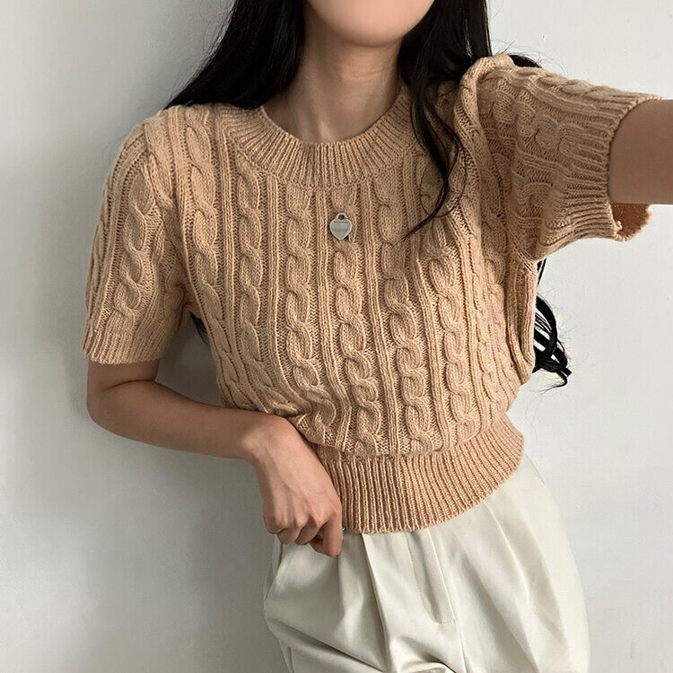 벤티 울 케이블 라운드 반팔 니트 베이지