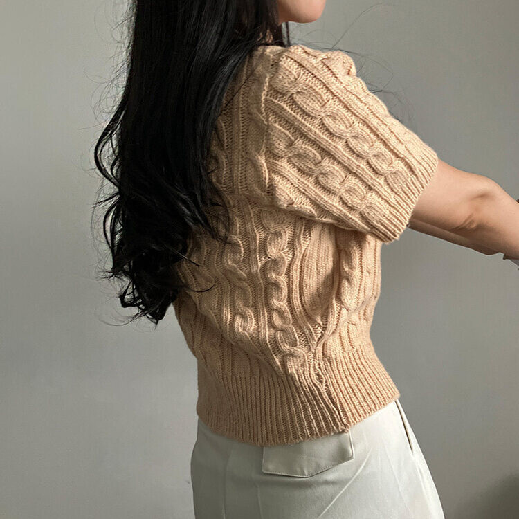 벤티 울 케이블 라운드 반팔 니트 베이지
