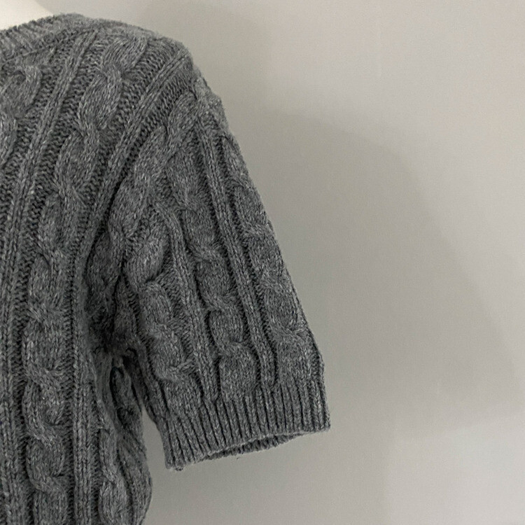 벤티 울 케이블 라운드 반팔 니트