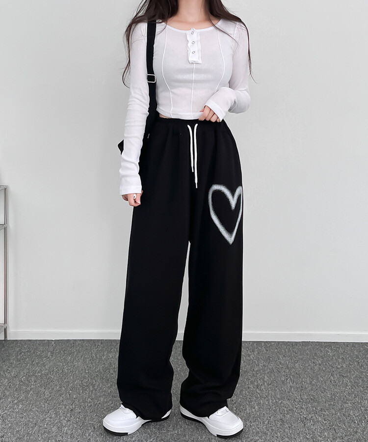 ハートプリントトレーニングワイドパンツ ブラック