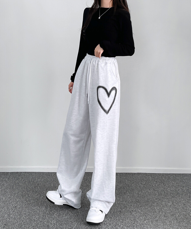 ハートプリントトレーニングワイドパンツ ホワイトメランジ