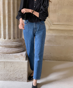 デニム テーパードストレートフィットデニム DENIM