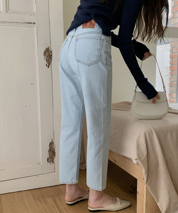 テーパードストレートフィットデニム ICE