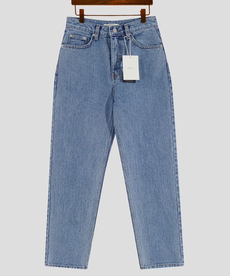 テーパードストレートフィットデニム