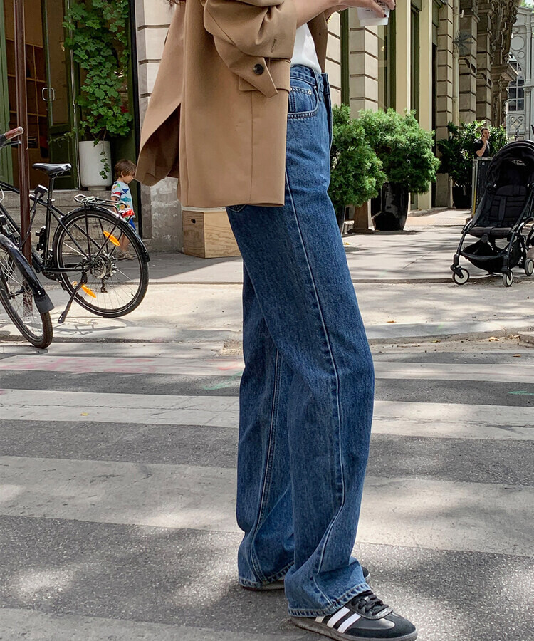 ストレートセミワイドデニム DARK BLUE