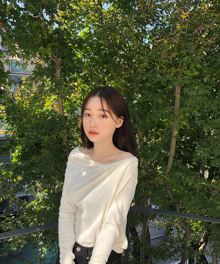 STS37263 オフショルダーラップロングTシャツ 長袖Tシャツ