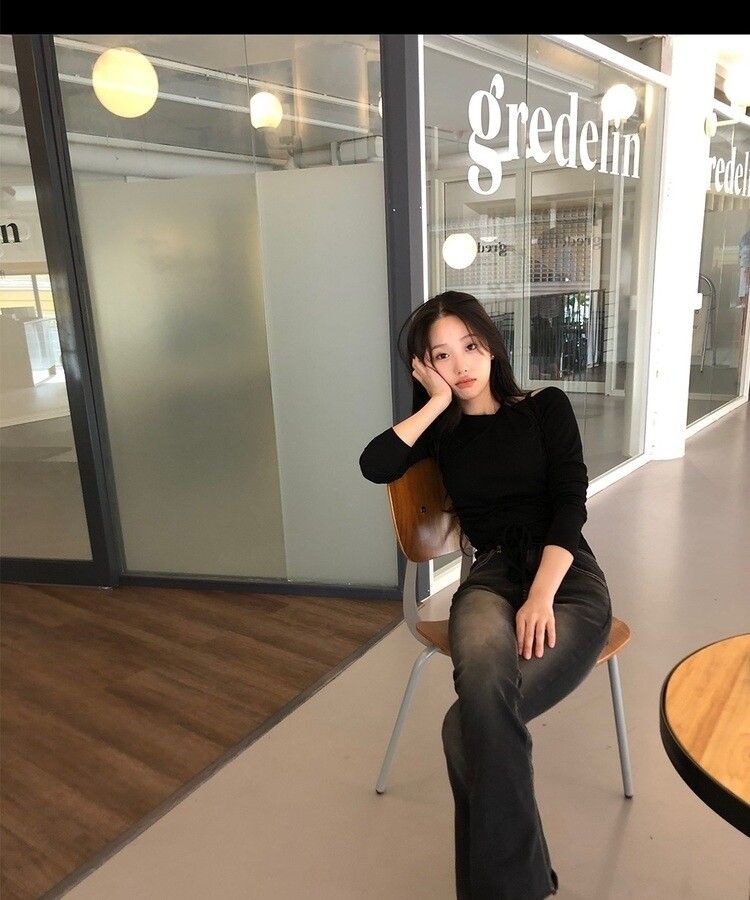 長袖Tシャツ ユニークラップストラップオフショルダー長袖Tシャツ ブラック