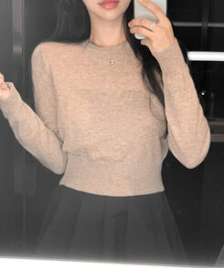 【ラウンドネック/Vネック 形別】スリムウエストリブニット9色 BEIGE