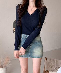 【ラウンドネック/Vネック 形別】スリムウエストリブニット9色 NAVY