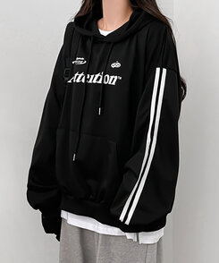 Attentionプリントラインスリーブスポーティーパーカー ブラック