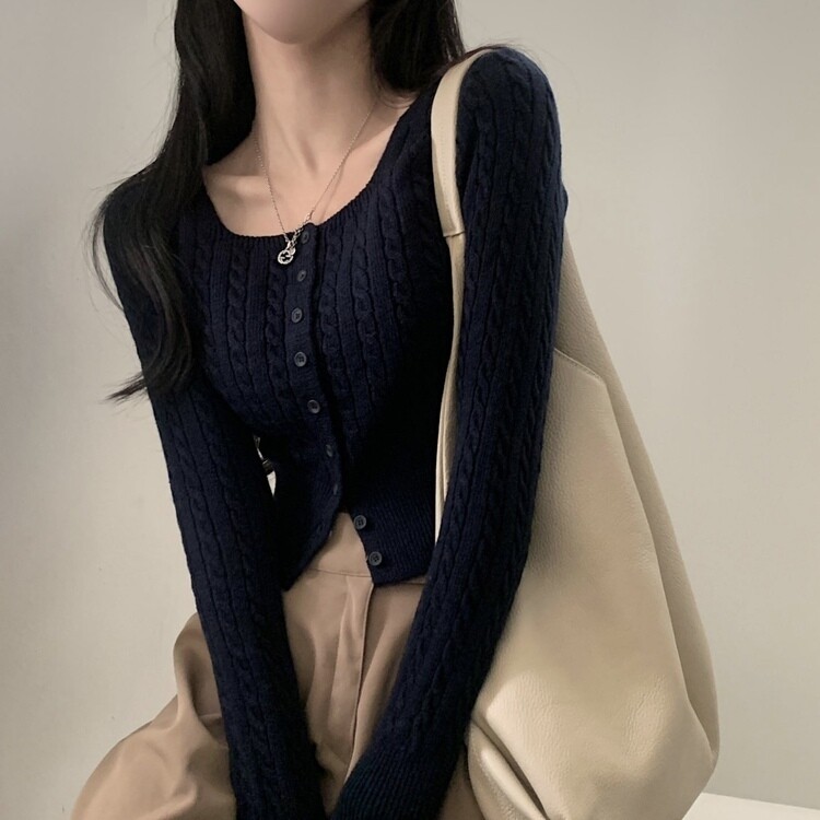 스퀘어넥 케이블 어텀 꽈배기 크롭 니트 가디건 8color 네이비