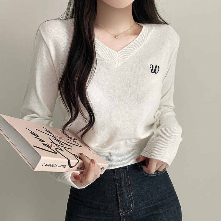 新品未使用タグ付き✨PICONE✨ホワイト ジップアップセーター　M　刺繍 ハーフジップアップロゴニット / Half Zip-Up Logo Embroidery Bi