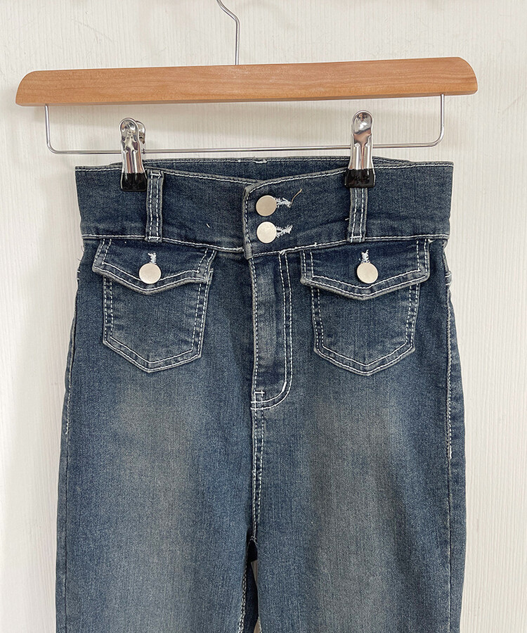 ツーボタンポケットスリムフィットブーツカットカットオフデニム