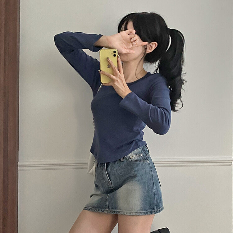 기장감좋은 투썸 밑단 굴림 긴팔 티셔츠 네이비