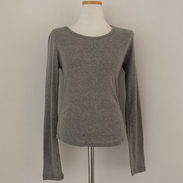 기장감좋은 투썸 밑단 굴림 긴팔 티셔츠