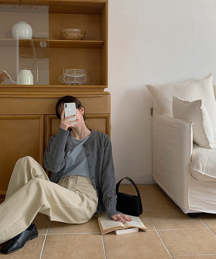 美品✨45R ケーブルニット　ウール　カーディガンコート　大きいサイズ　ベージュ Olu. カーディガン オーバーサイズケーブルニットカーディガン