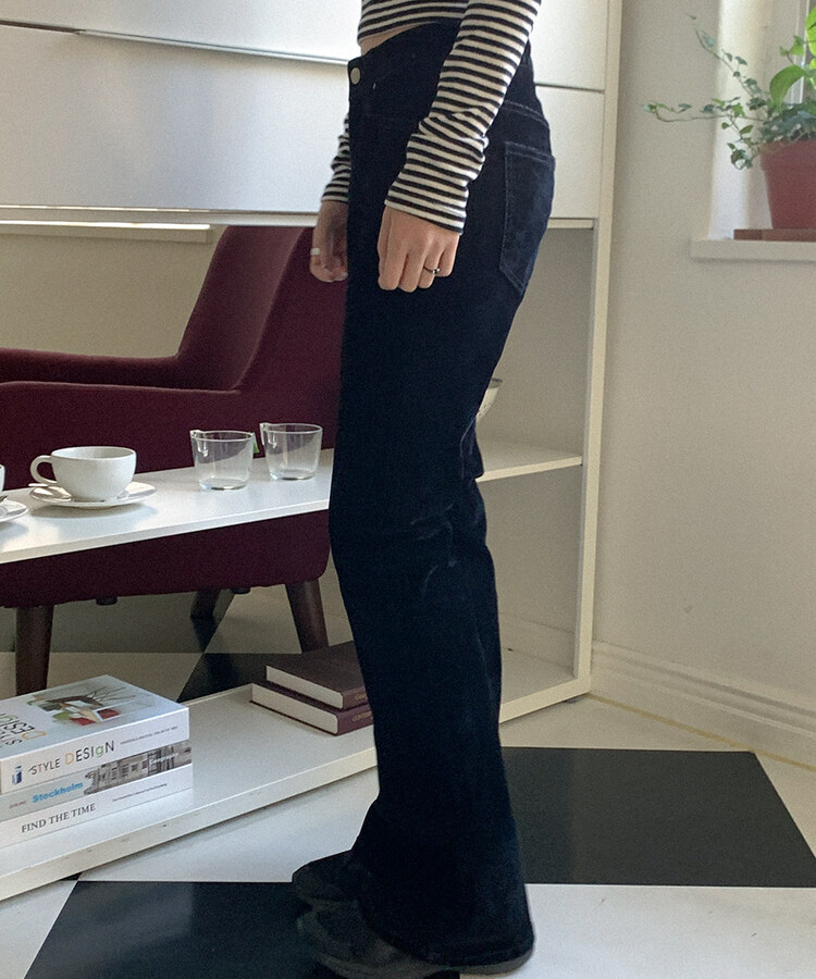 ベルベットブーツカットパンツ｜ブーツカット｜韓国ファッション通販 SONA