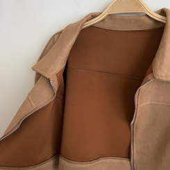 ショルダーパッドスエードクロップジップアップジャケット