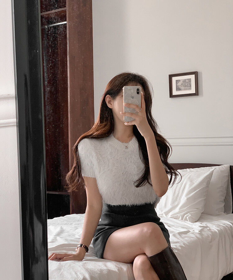 フェイクファークロップラウンド半袖ニット｜ニット｜韓国ファッション