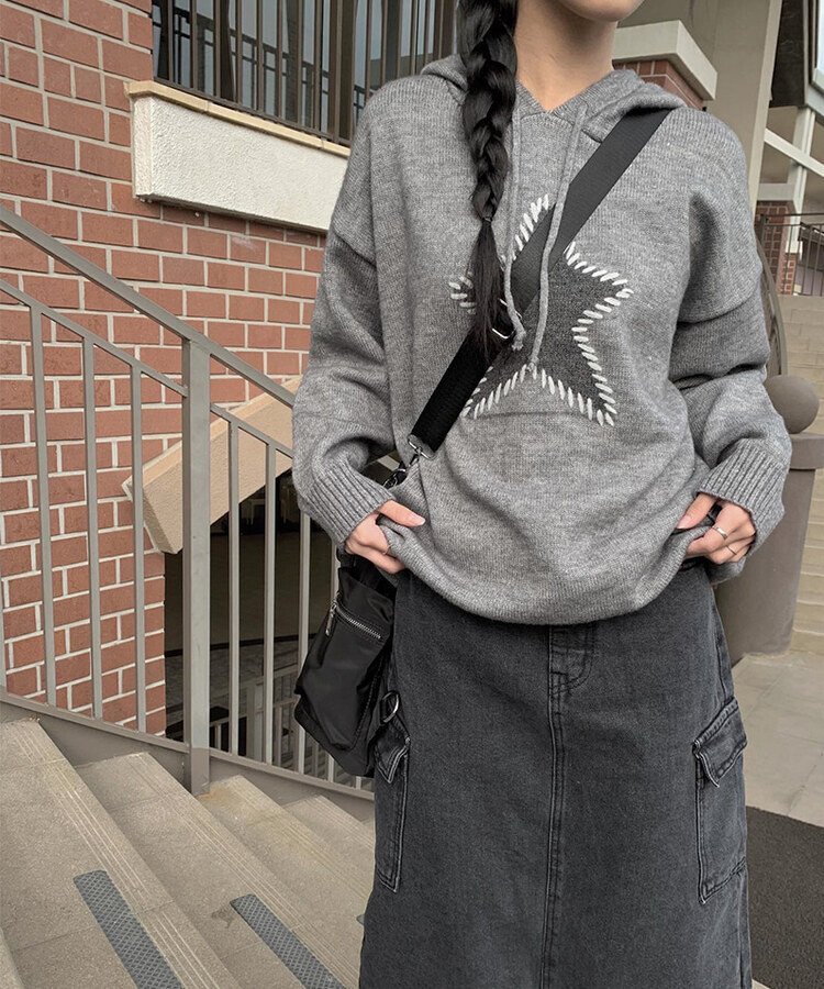 ビンテージスター刺繍ルーズフィットフードニット グレー