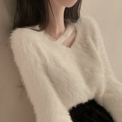 スリットネッククロップフェイクファーニット6色 ホワイト