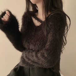 スリットネッククロップフェイクファーニット6色 ブラック